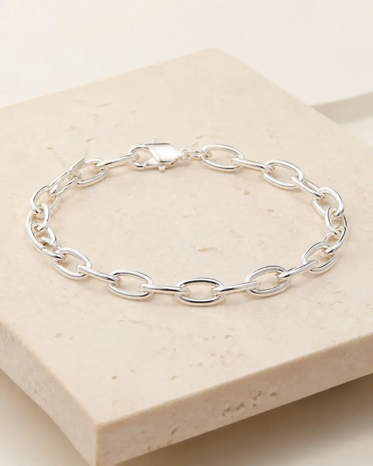 Pulseira de elos elegantes em prata 925
